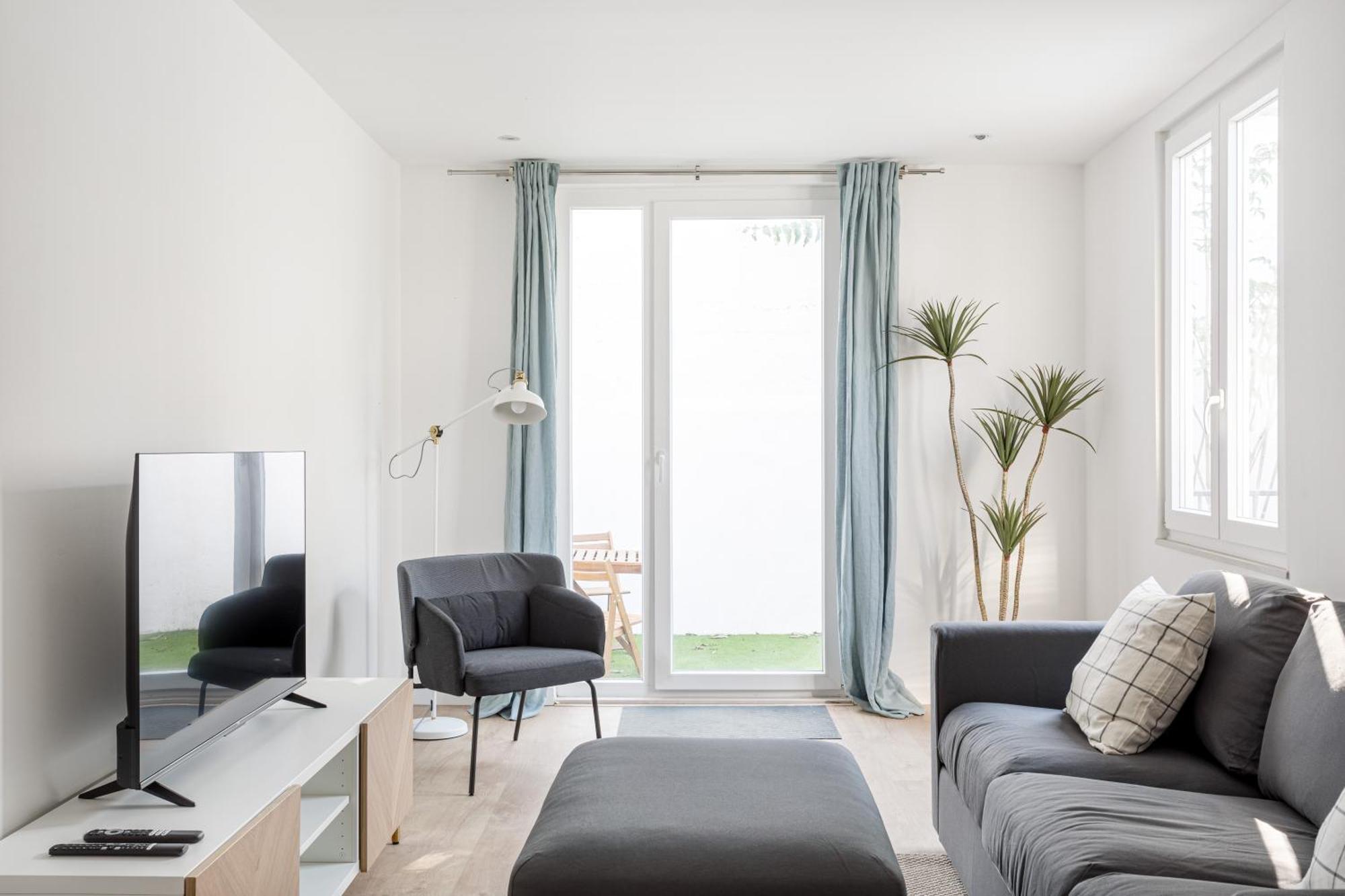 Joivy Minimalistic Apt W Patio In Principe Real Лісабон Екстер'єр фото